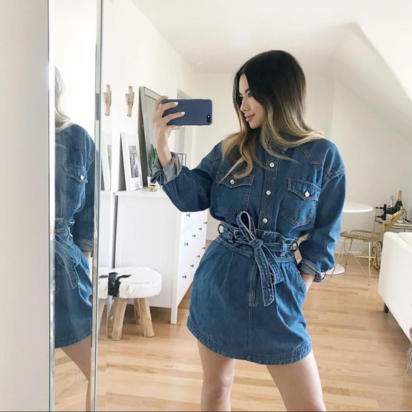 Aritzia denim skirt - Picture 3 of 3